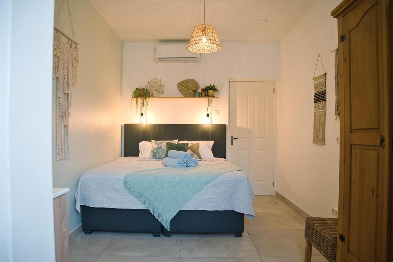 Caribbean Happyness Apartment Willemstad Exterior foto